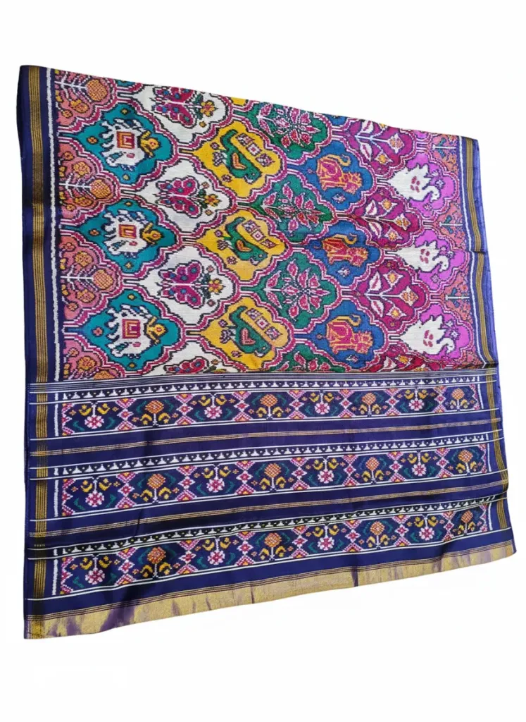 Artisan-Crafted Single Ikat Patan Patola Silk Saree